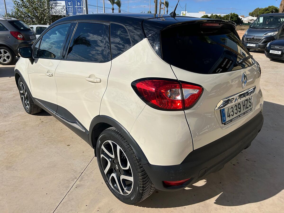 RENAULT CAPTUR ZEN 1.2 TCE AUTO SPANISH LHD IN SPAIN 75000 MILES SUPERB 2014